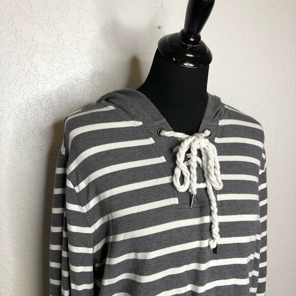 Cabi gray white striped lace up front hooded knit top size Medium #5324 - Picture 3 of 15
